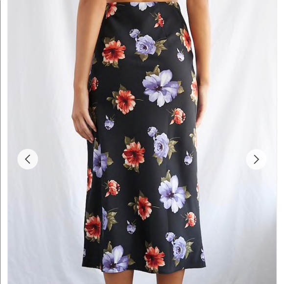 Satin Floral Print Midi Skirt - Picture 3 of 5